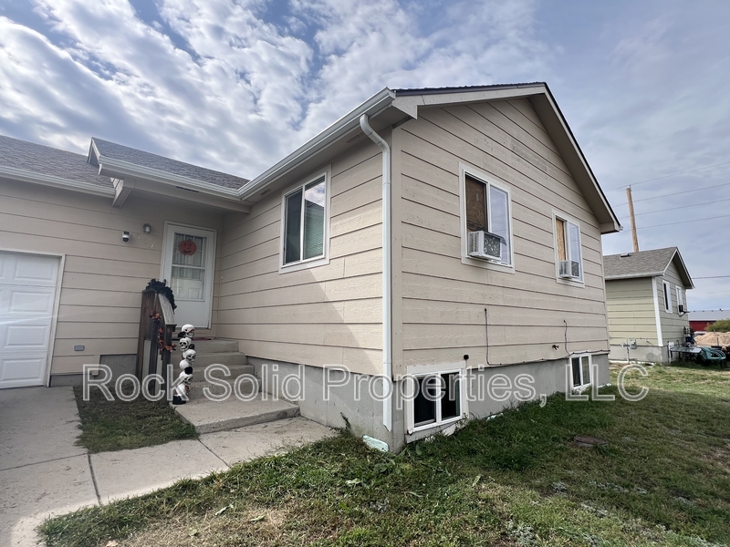 Cheyenne House: 907 Arcadian Drive