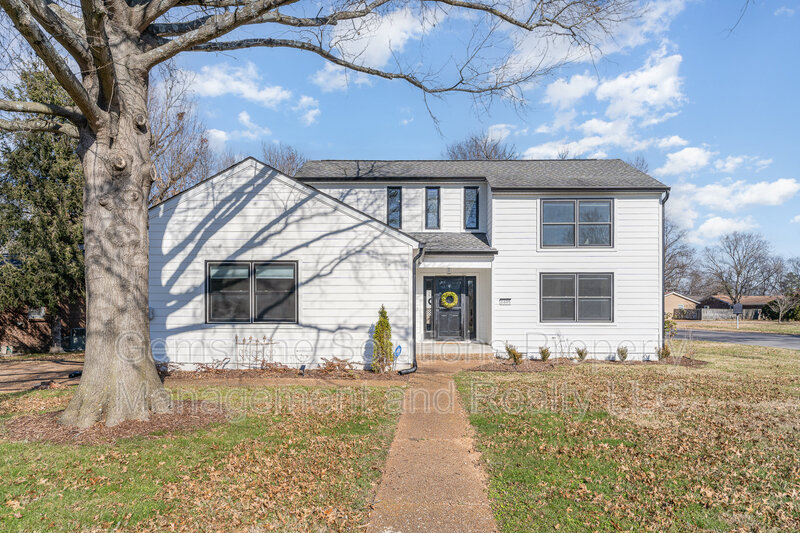 Request a Viewing for 1605 Woodland Court Tenant Turner