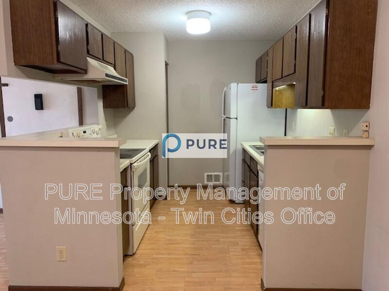 Lauderdale Condo: 1696 Pleasant St