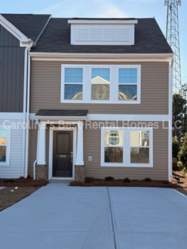 Columbia Condo: 2026 Skyline Road - 1