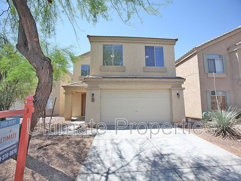 Glendale House: 12915 W Lawrence Ct