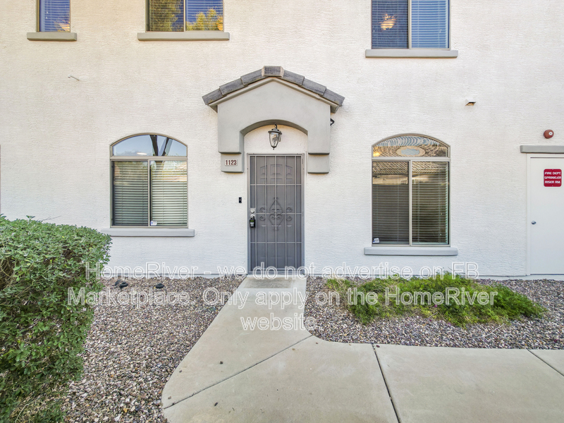 Phoenix Townhome: 2150 E Bell Rd