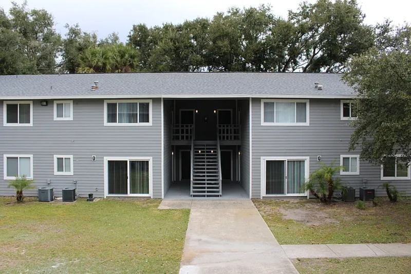 New Smyrna Beach Townhome: 1050 Wayne Avenue