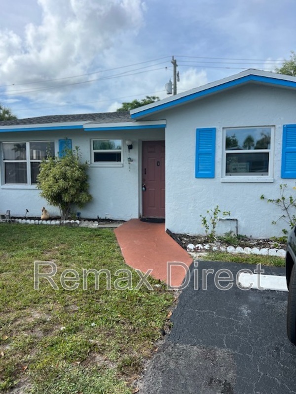 west palm beach Condo: 2675 lakehaven road w