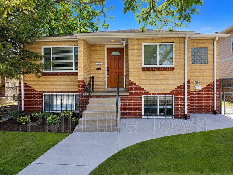 Denver Townhome: 3622 Hudson Street