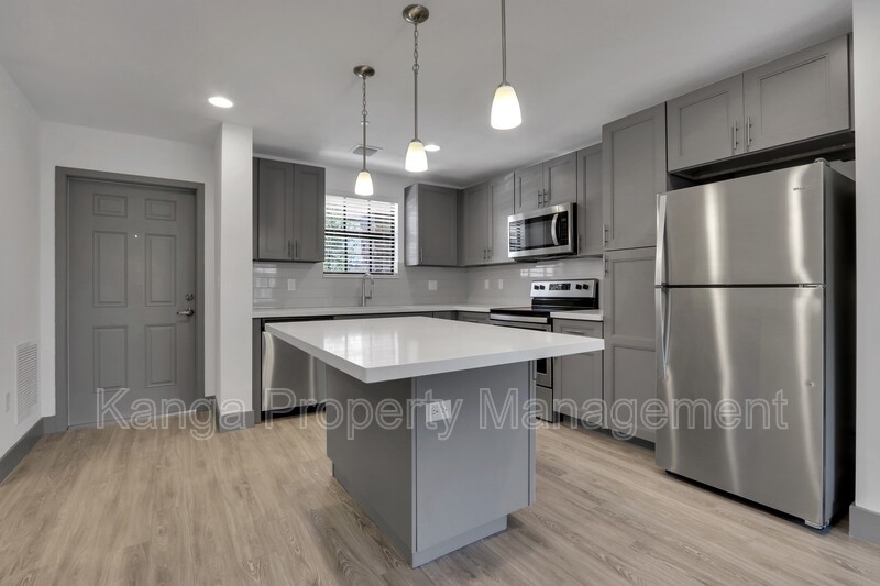 Fort Lauderdale Condo: 540 NE 14th Court