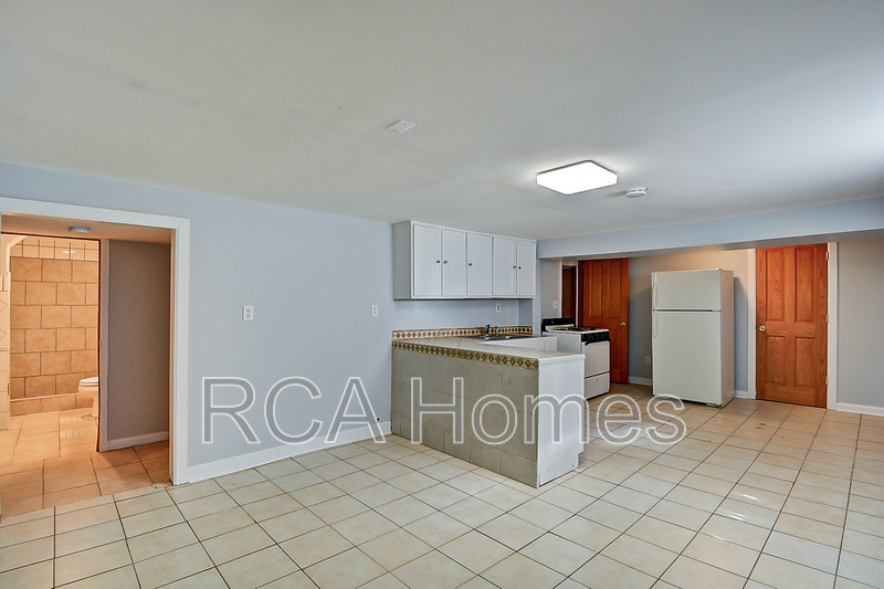 Indianapolis Condo: 52B Jenny Lane