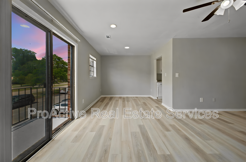 Norfolk Condo: 1458 Gabriel Dr