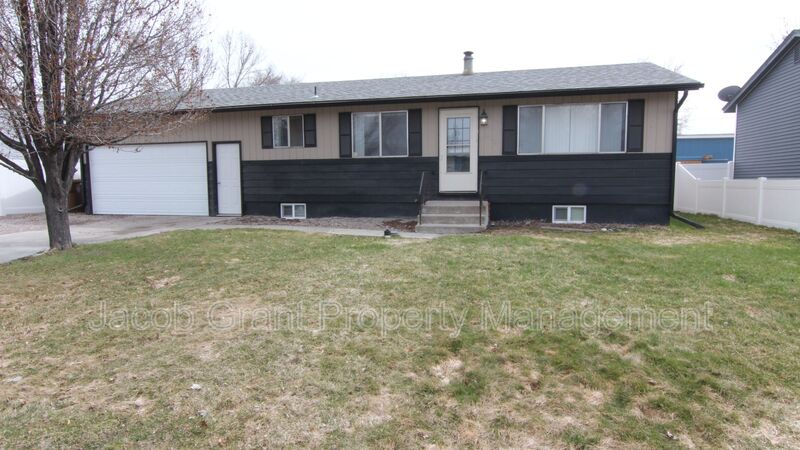 Pocatello House: 315 James Ave