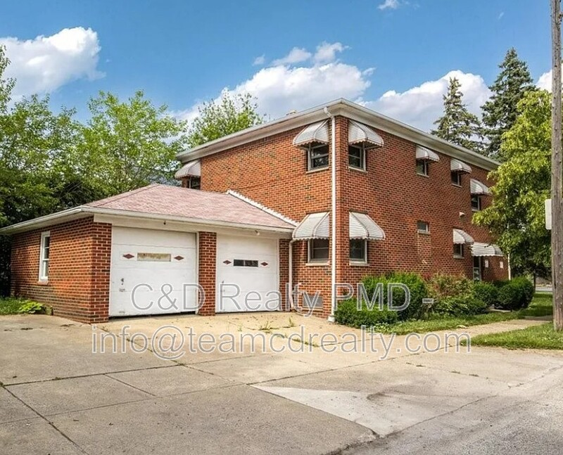 Euclid Condo: 426 E 200th St - DN