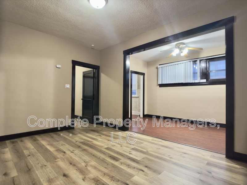 Mankato Condo: 325 East Washington St - 1