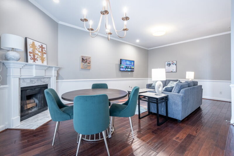 Atlanta Condo: 893 Piedmont Avenue Northeast