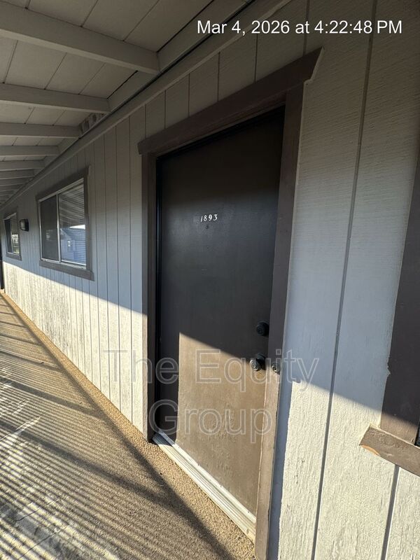 Hanford House: 1893 Emma Lee Lane