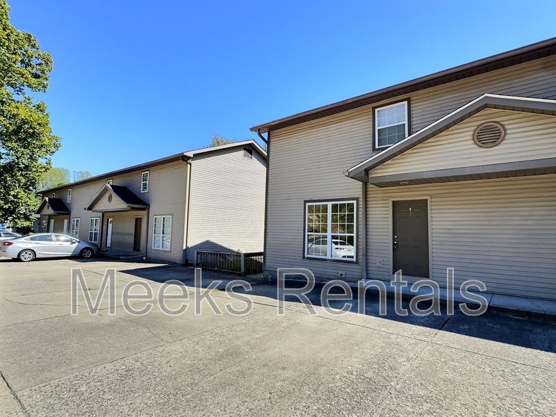 Hurricane Condo: 109 Botley Ln