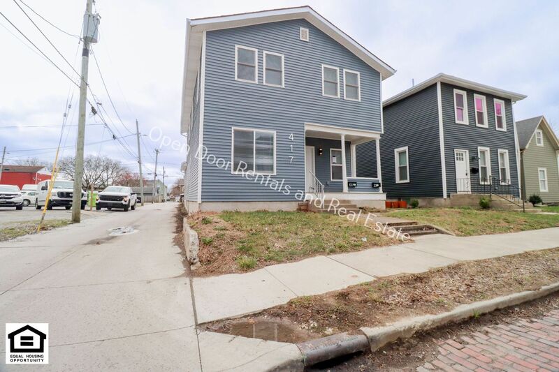 Fort Wayne Condo: 417 W 4th St