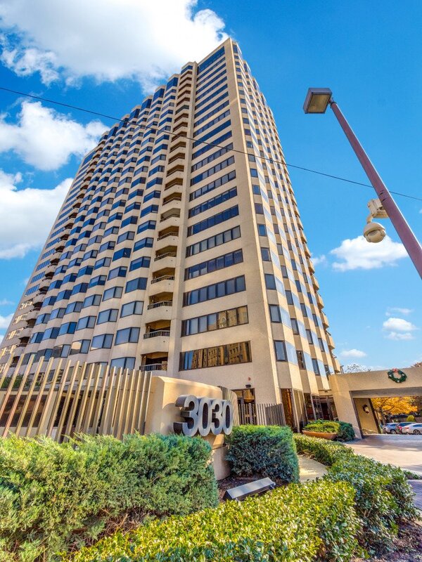 Dallas Condo: 3030 Mckinney Ave