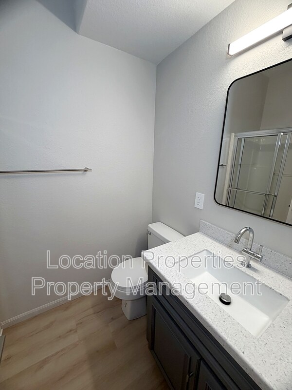 2201 Westdale Road - A3, Lawrence, Kansas rental photo 17 of 31