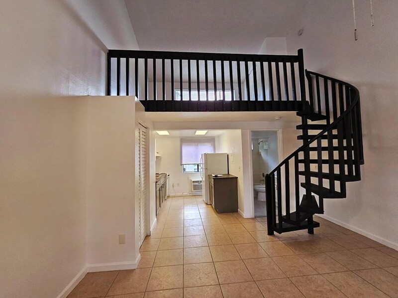 Clearwater House: 2154 Bradford St Apt 226