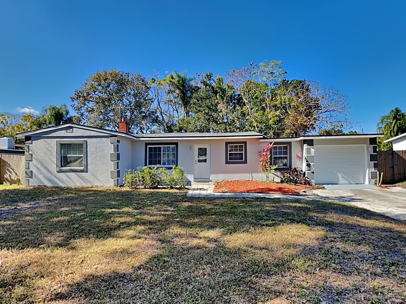 Orlando House: 142 Lynbrook Dr