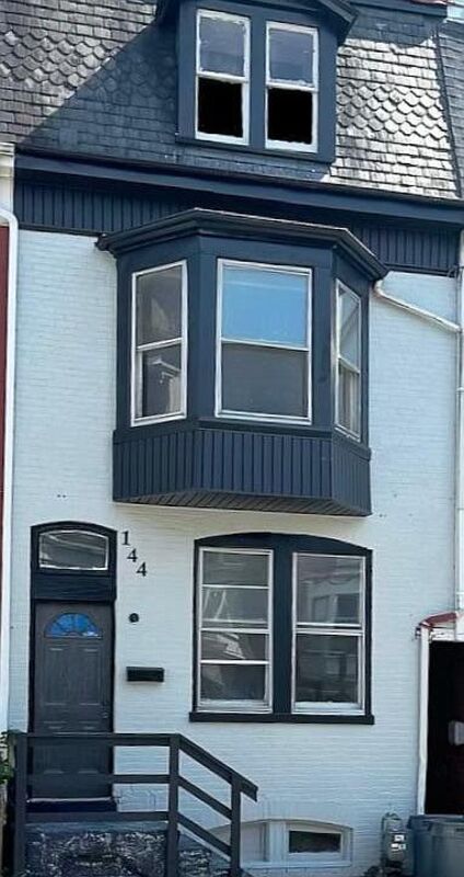 York House: 144 West Jackson Street - A