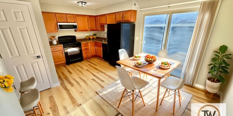 O'Fallon Condo: 823 N Cherry St