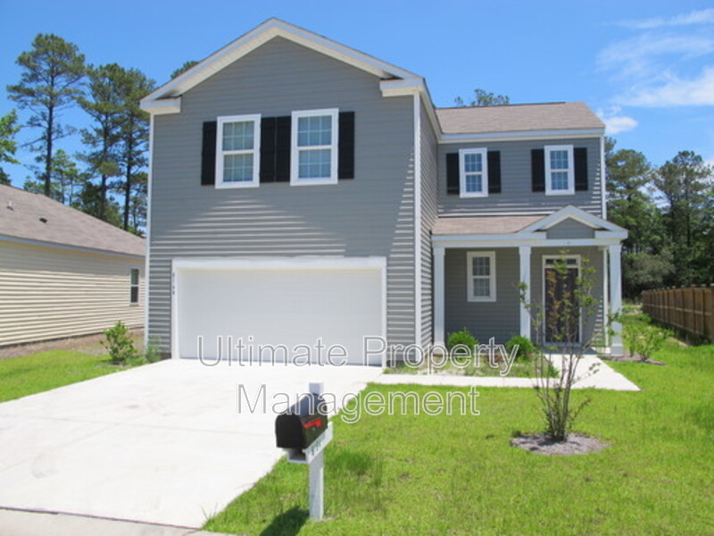 Leland House: 8164 Highcroft Drive NE