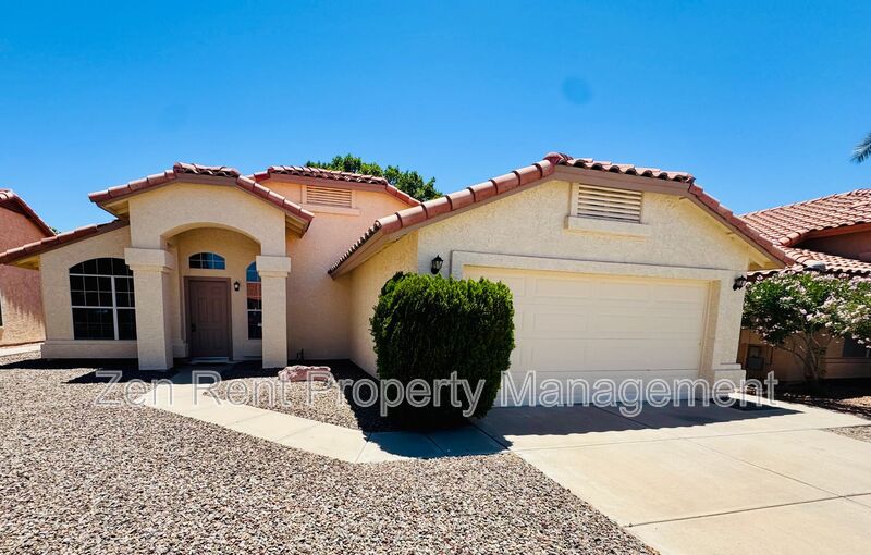 Chandler House: 5913 W Mercury Wy