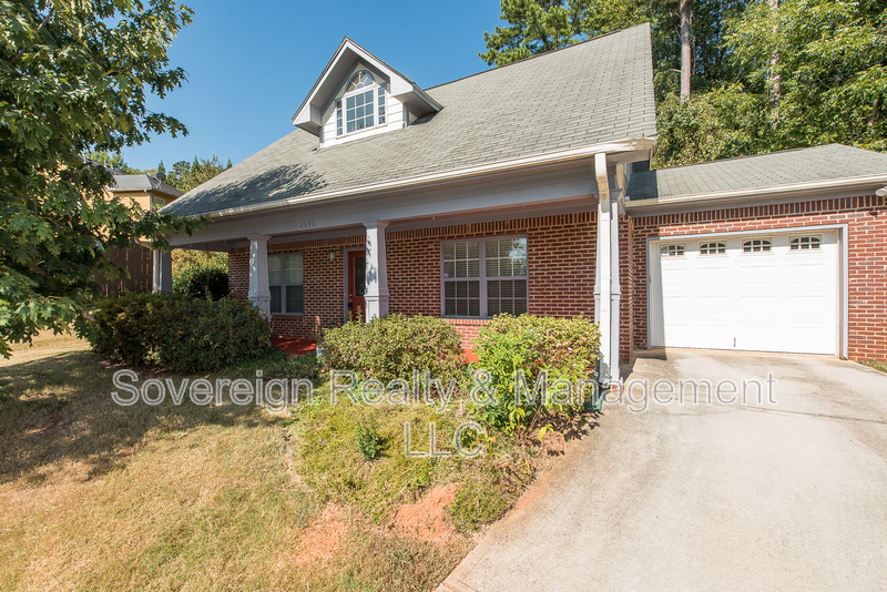 Atlanta House: 2696 Silver Hill Ter SE