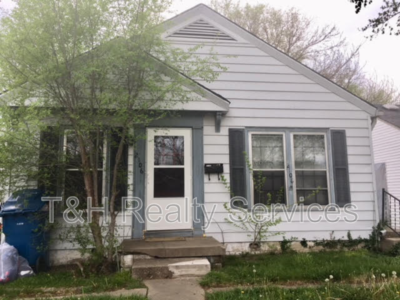 Indianapolis Condo: 2106 East 46th Street