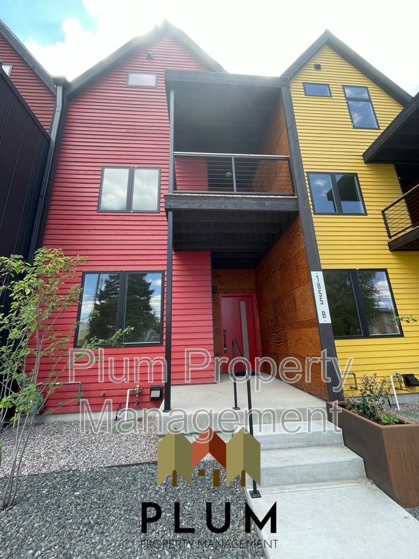 Missoula Townhome: 1855 S 3rd Street West