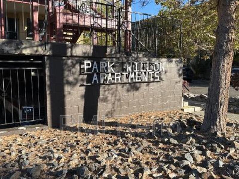 Reno Apartment: 160 Park Street