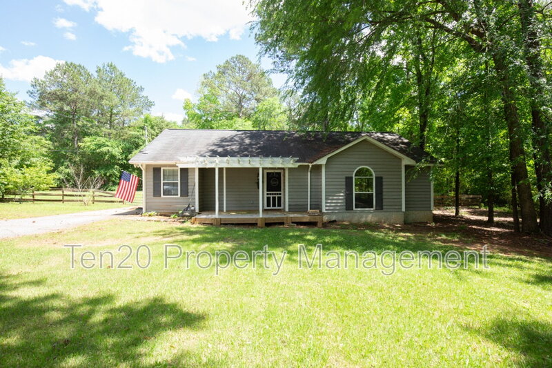 Midland House: 11406 Mehaffey Rd