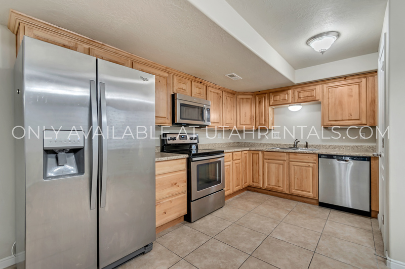 West Valley City House: 2801 S Harrow Ct Bsmt