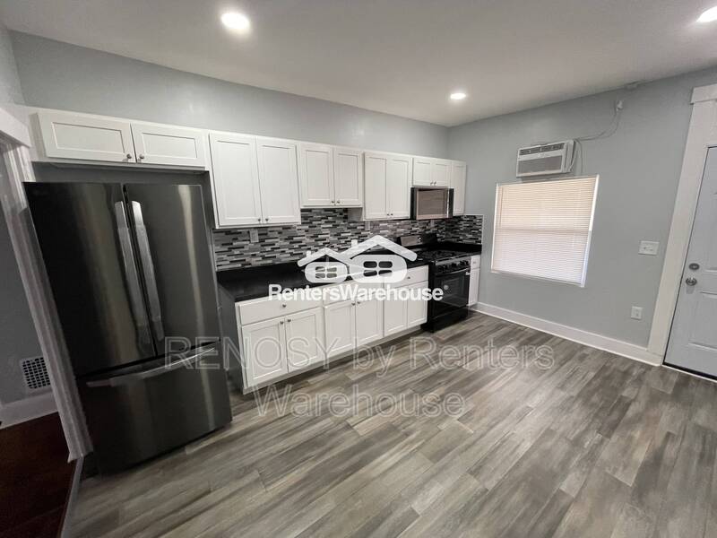 Baltimore House: 2125 Cliftwood Ave