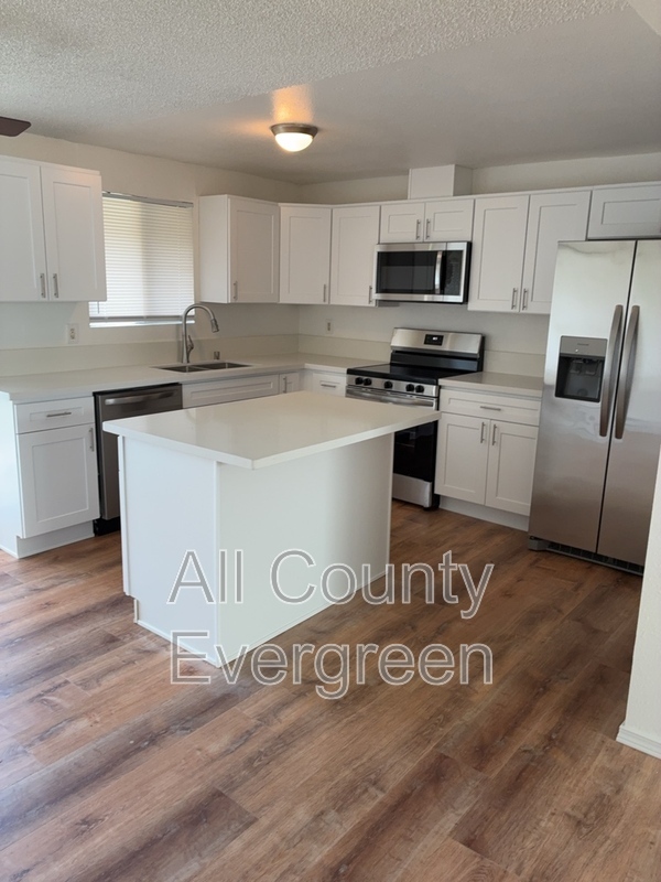 Main image for 216 Chicago Blvd S #C
