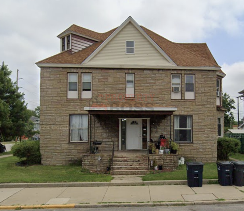 Micigan City House: 802 Pine Street