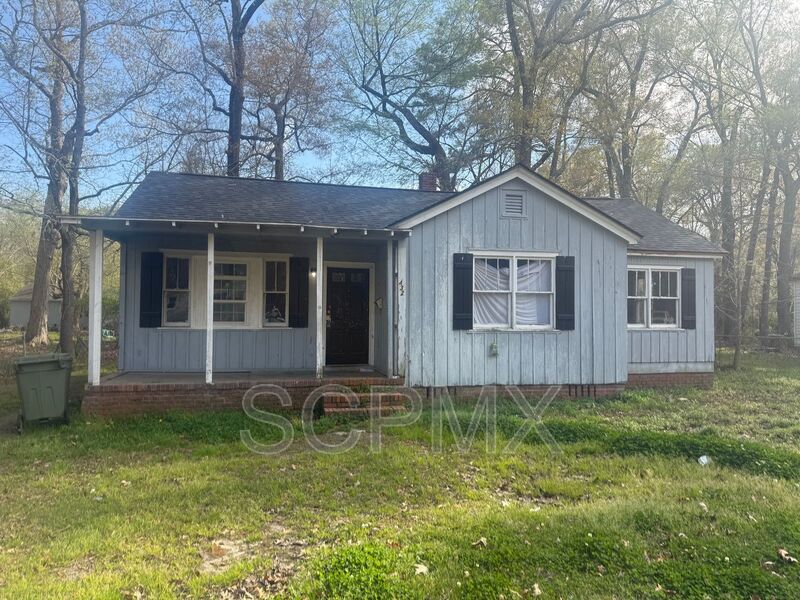 Sumter House: 432 Robney St