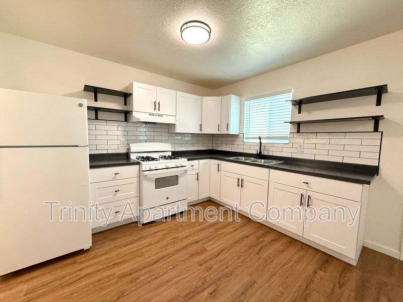 Albuquerque Condo: 2100 High st Se - 2100 High St Se- Unit B