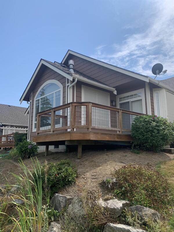 Lynden House: 190 W. Maberry