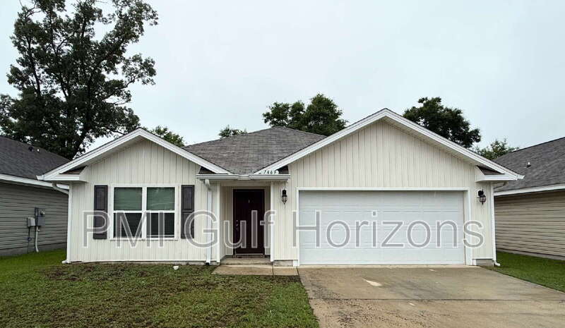 Pensacola House: 7469 Steeplechase Blvd