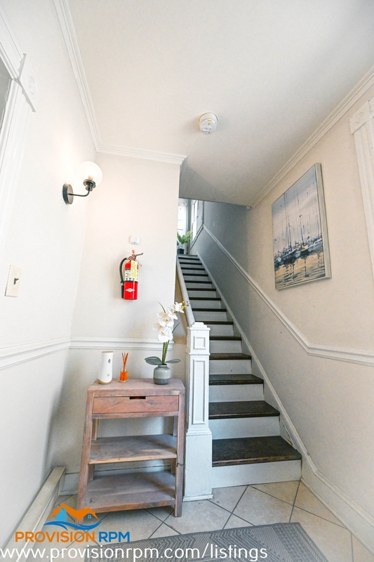 Annapolis Condo: 97 Cathedral Street