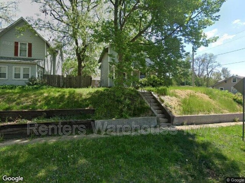 Des Moines House: 901 41st Street
