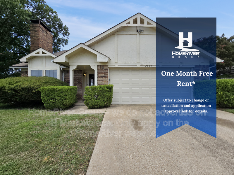 Bedford House: 2201 Homecraft Ln