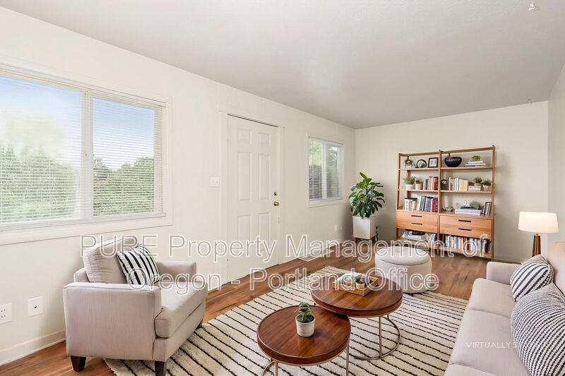 Portland Condo: 6924 N Amherst St