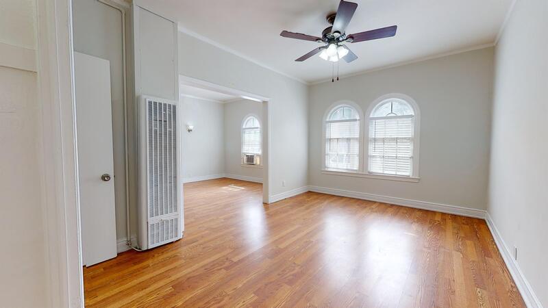 Venice Condo: 21 Westminster Avenue - 109