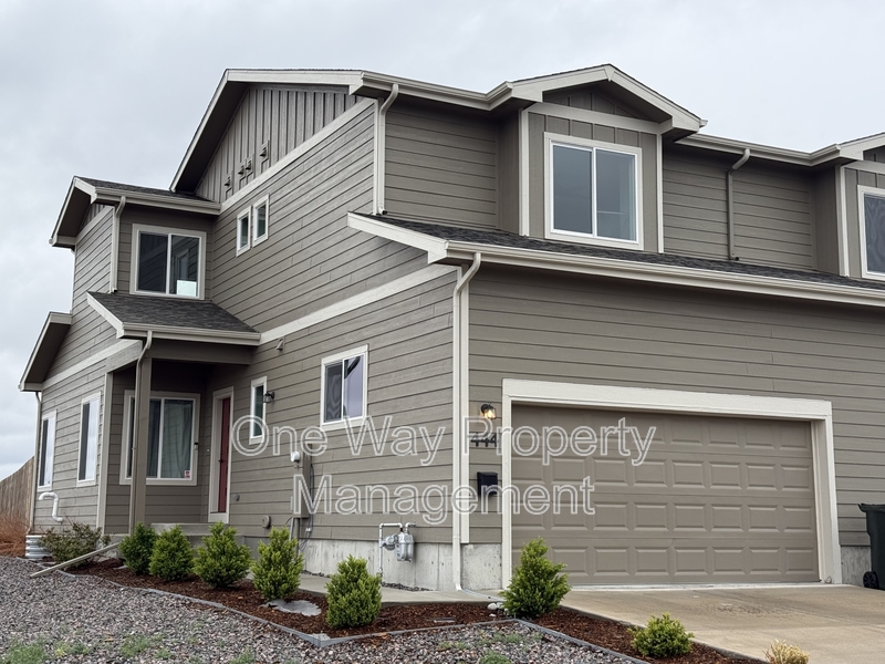 Fort Morgan House: 444 Molly Lane