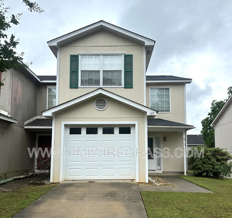 Enterprise Townhome: 125 Commons Drive