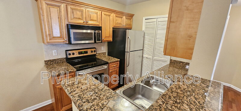 Orlando Condo: 4340 South Kirkman Road