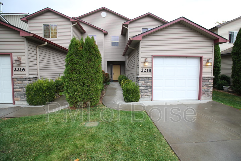 Boise Townhome: 2218 S Dorothy Ave