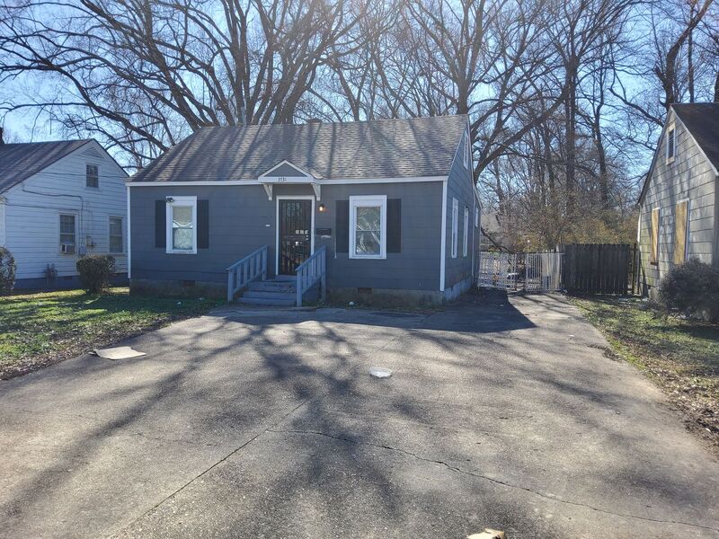 Memphis House: 3731 Fairmont Ave